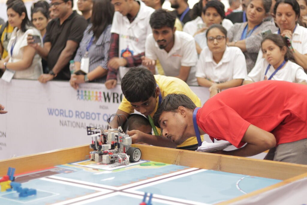 INTERNATIONAL-ROBOTICS-COMPETITION-world -robot-olympiad-india-stem-foundation